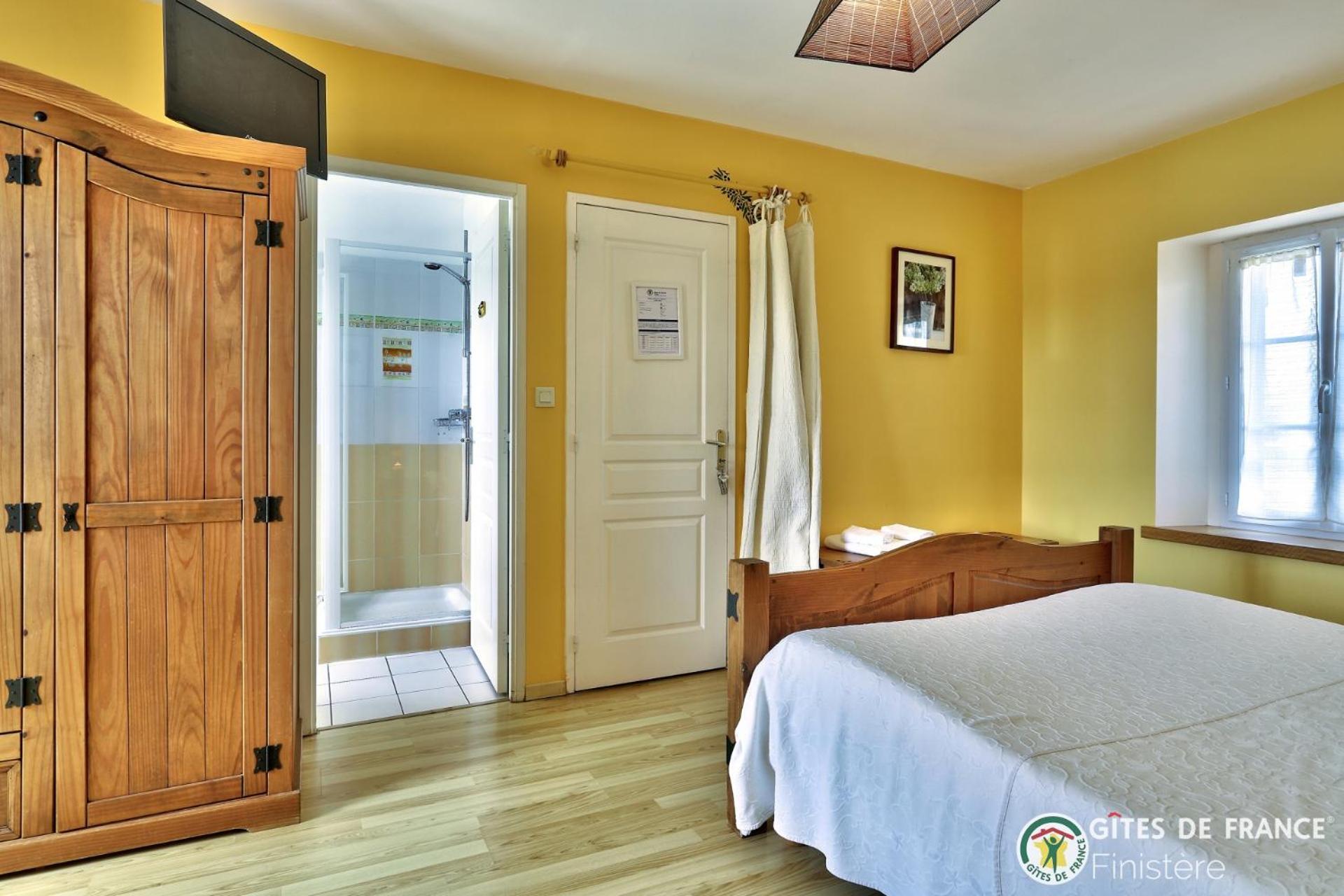 Bed and Breakfast La Cle Des Champs Des Abers Saint-Pabu  Экстерьер фото